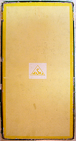 Gele onderkant van Vlaamse doos (2).