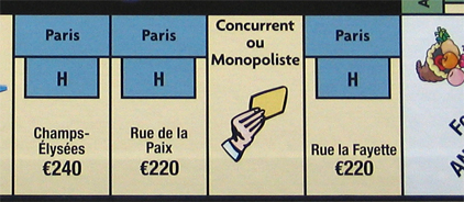 Paris op het Anti-Monopoly bord van 2006.
